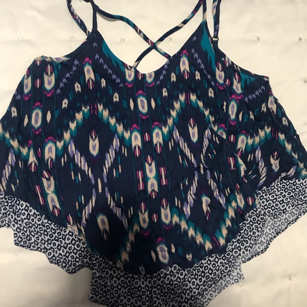 Target cropped tee